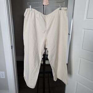 Beautiful Linen Capris Size XL - XXL Adjustable